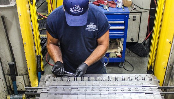 Complete In-House Manufacturing - SCS Landing Page